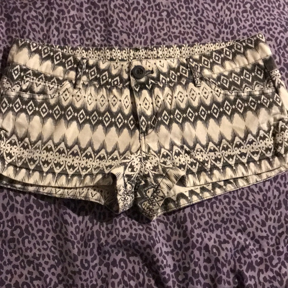 Tan/grey Ripcurl denim shorts-Size 7